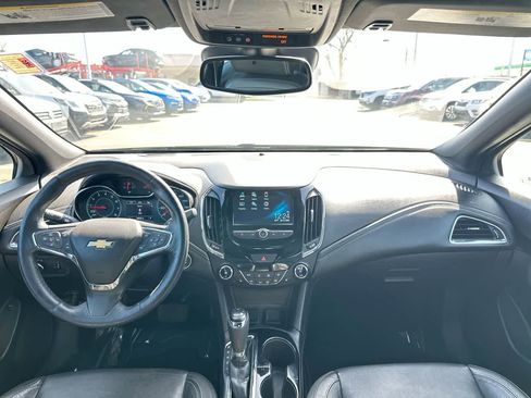 Used 2018 Chevrolet Cruze Premier w/ RS Package image 20