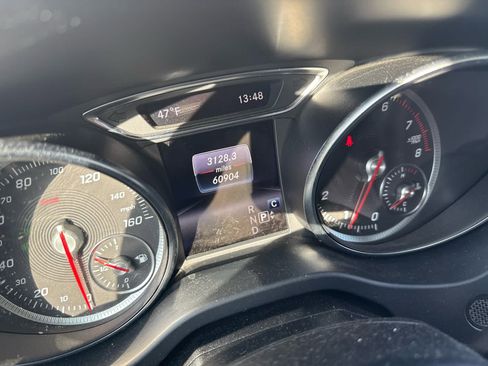 Used 2019 Mercedes-Benz CLA 250 4MATIC image 8