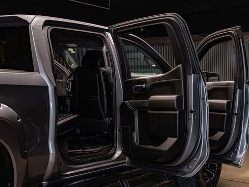 Used 2022 Chevrolet Silverado 1500 RST AWD/4WD image 28