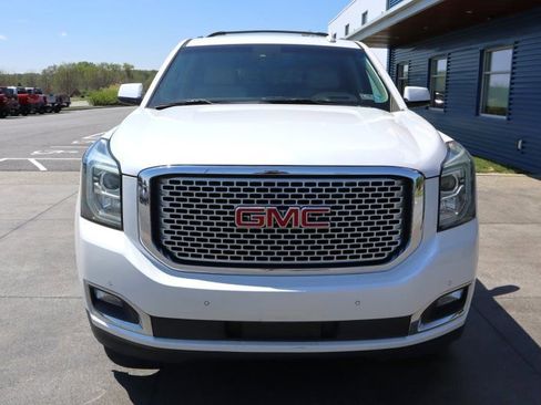 Used 2016 GMC Yukon XL Denali w/ Open Road Package AWD/4WD image 4