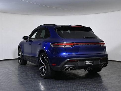 Certified 2024 Porsche Macan S AWD/4WD image 3