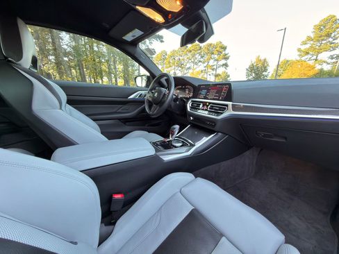 Used 2023 BMW M4 Competition image 14