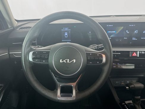 Used 2025 Kia K5 LXS image 18