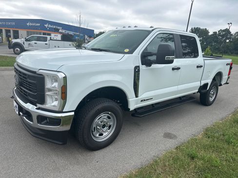 New 2026 Ford F250 XL w/ 360-Degree Camera Package image 2