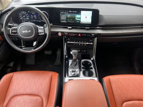 Used 2024 Kia Carnival SX FWD image 15
