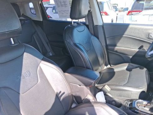 Used 2020 Jeep Compass Limited image 12