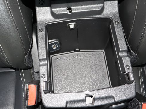 Used 2022 Jeep Wrangler Unlimited Sahara w/ Cold Weather Group image 29