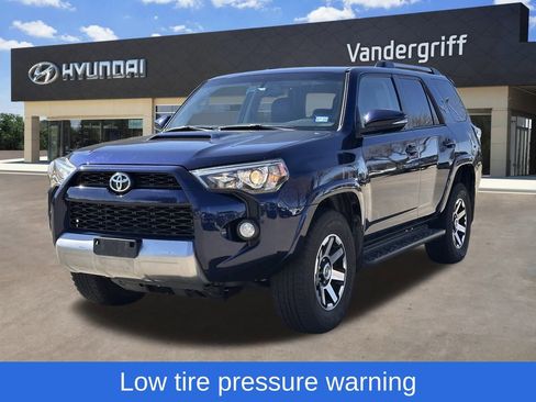 Used 2018 Toyota 4Runner TRD Off-Road Premium image 3