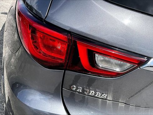 Used 2019 INFINITI QX60 Luxe w/ Essential Package FWD image 42