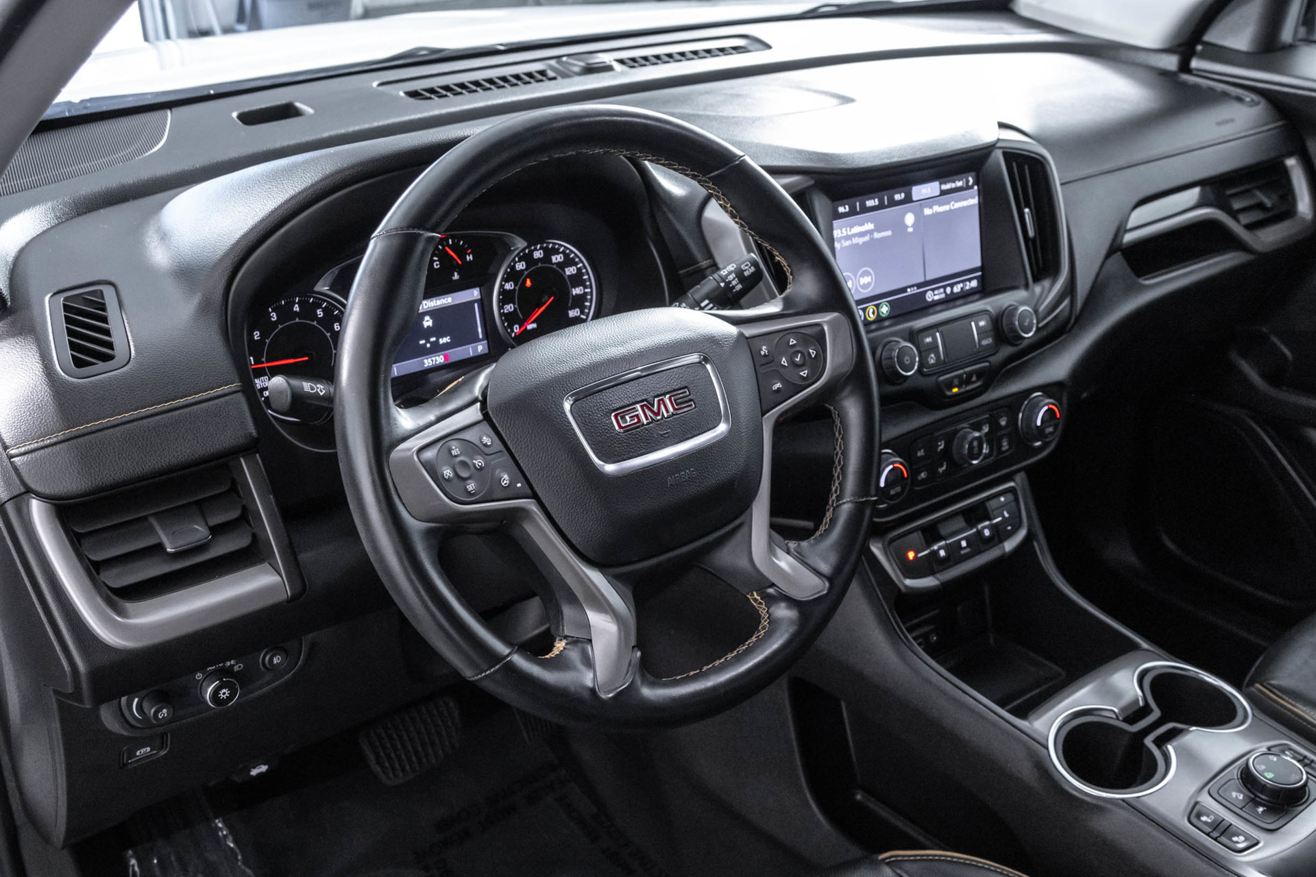 Used 2024 GMC Terrain AT4 AWD/4WD image 4