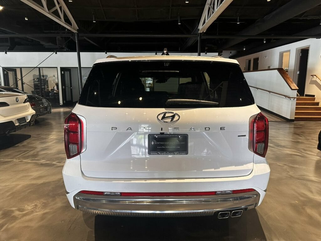Used 2024 Hyundai Palisade Calligraphy AWD/4WD image 4