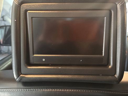 Used 2017 INFINITI QX80 4WD w/ Deluxe Technology Package image 29