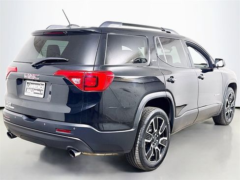 Used 2019 GMC Acadia SLT w/ Black Edition image 4