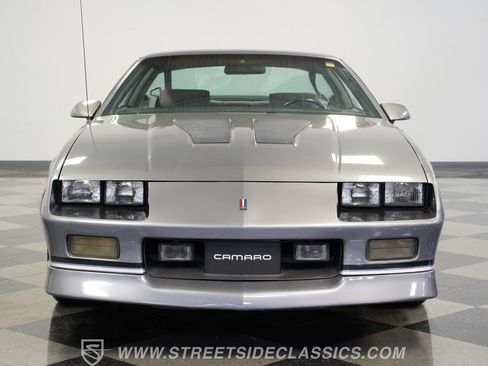 Used 1988 Chevrolet Camaro IROC-Z RWD image 18