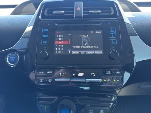 Used 2019 Toyota Prius LE FWD image 15