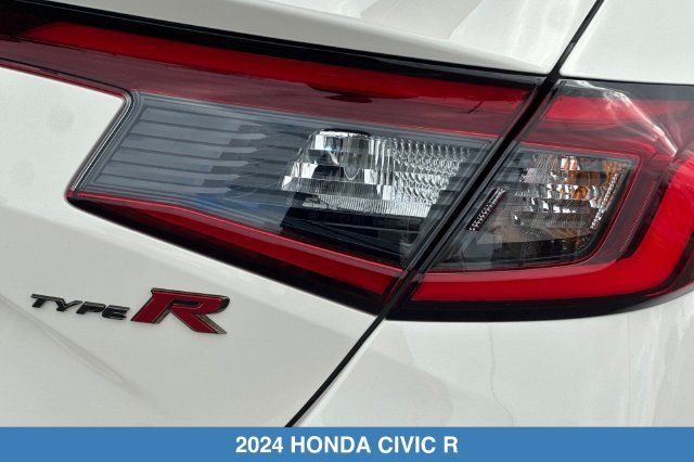 Used 2024 Honda Civic Type R image 30