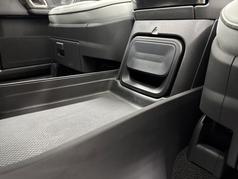 Used 2023 Rivian R1T Adventure image 31