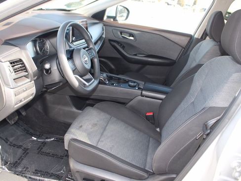 Used 2023 Nissan Rogue SV AWD/4WD image 25