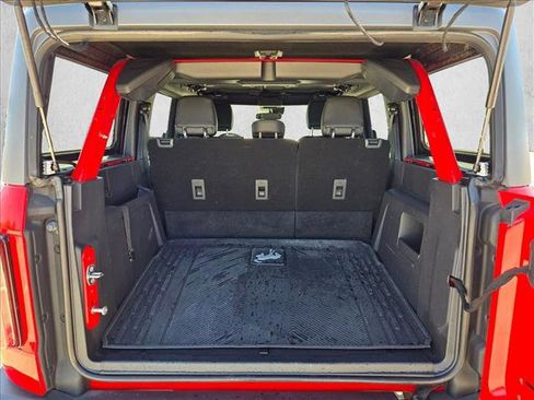 Used 2022 Ford Bronco Wildtrak AWD/4WD image 6