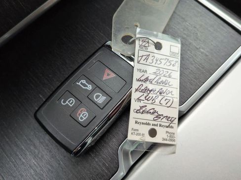 New 2026 Land Rover Range Rover Long Wheelbase SE image 37