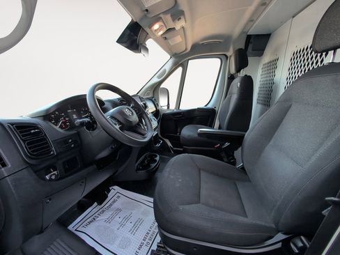 Used 2022 RAM ProMaster 2500 image 9