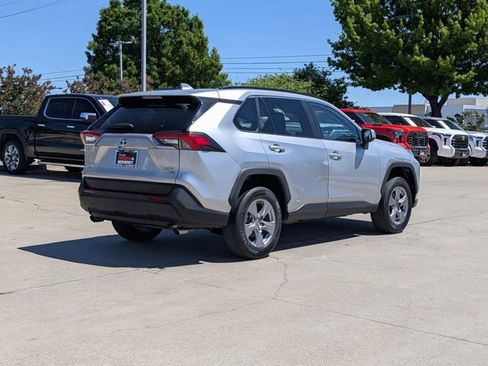 Used 2024 Toyota RAV4 XLE AWD/4WD image 6