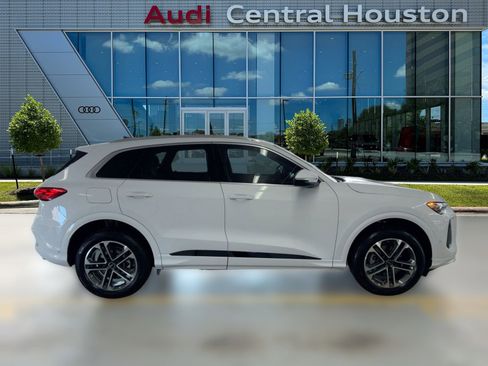 New 2025 Audi Q5 Premium image 7