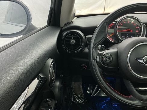 Used 2019 MINI Cooper S FWD image 29