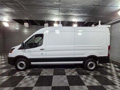 Used 2024 Ford Transit 250 148 Medium Roof image 8