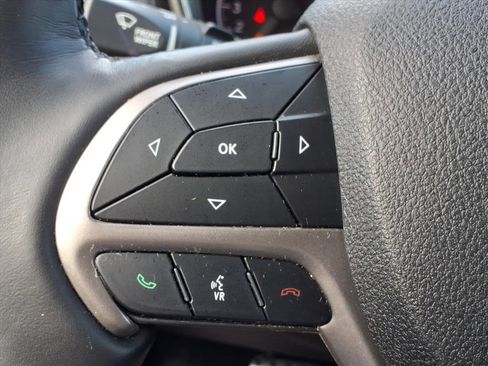 Used 2018 Jeep Grand Cherokee High Altitude image 25