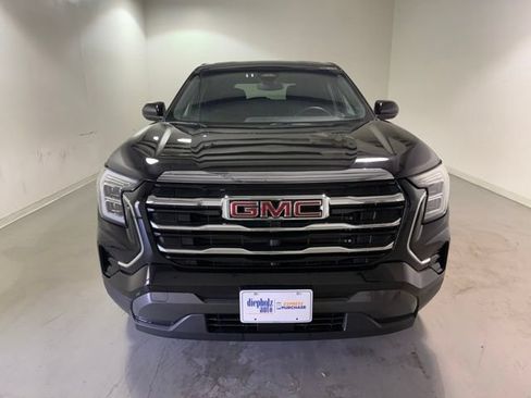 Certified 2025 GMC Terrain Elevation AWD/4WD image 2