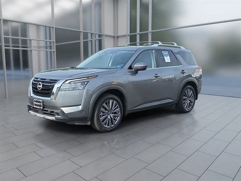 Used 2023 Nissan Pathfinder SL w/ SL Premium Package AWD/4WD image 5