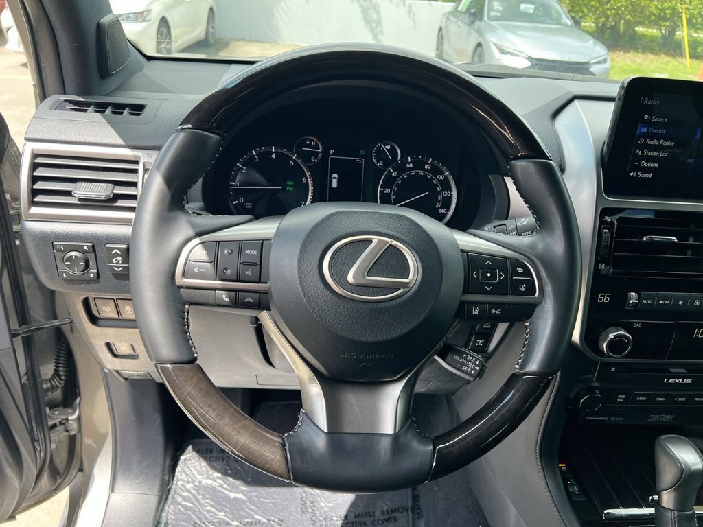 Certified 2023 Lexus GX 460 Premium w/ Accessory Package AWD/4WD image 13