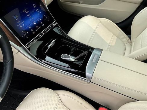 Certified 2024 Mercedes-Benz C 300 4MATIC Sedan image 20