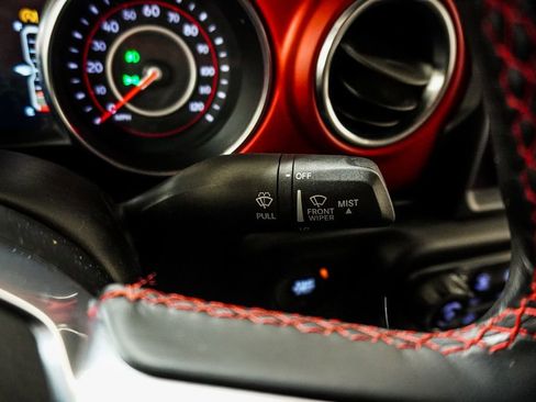 Used 2019 Jeep Wrangler Unlimited Rubicon image 17