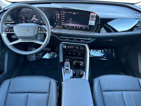New 2025 Audi Q5 Premium image 12