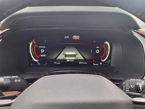 New 2026 Nissan Pathfinder Platinum image 36