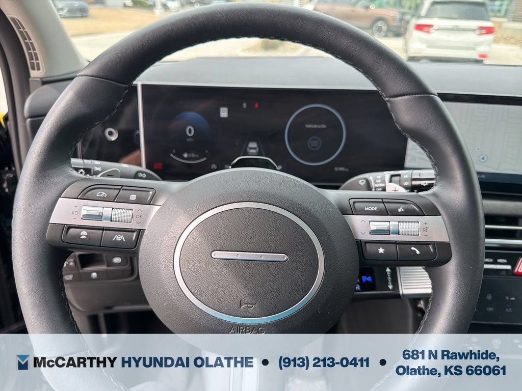 Used 2025 Hyundai Tucson Limited AWD/4WD image 7