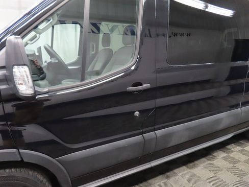 Used 2024 Ford Transit 350 XLT image 40