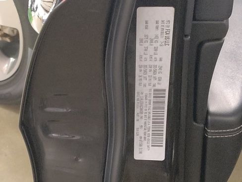 Used 2016 Jeep Grand Cherokee Limited image 33