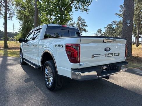 Used 2025 Ford F150 Lariat w/ Equipment Group 501A Mid AWD/4WD image 5