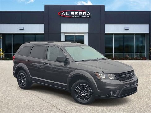 Used 2019 Dodge Journey SE w/ Connectivity Group image 1