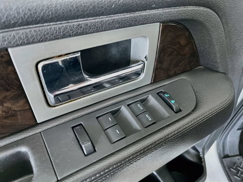 Used 2013 Ford F150 Platinum RWD image 18