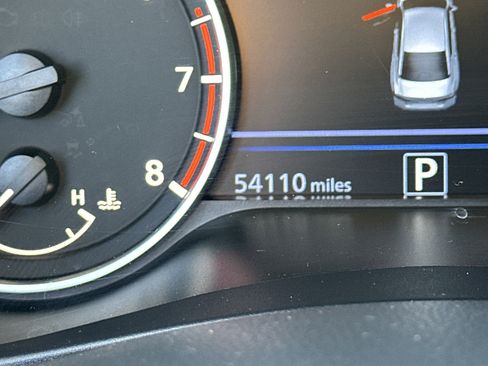 Used 2024 Nissan Altima 2.5 SV image 29