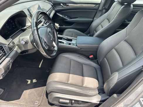 Used 2022 Honda Accord Sport image 9