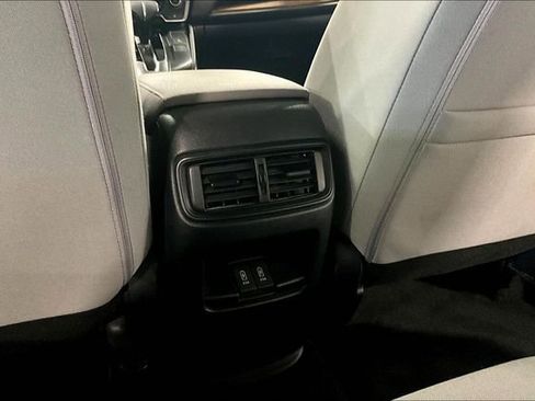 Used 2019 Honda CR-V EX image 10