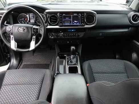 Certified 2023 Toyota Tacoma 4x4 Double Cab image 32