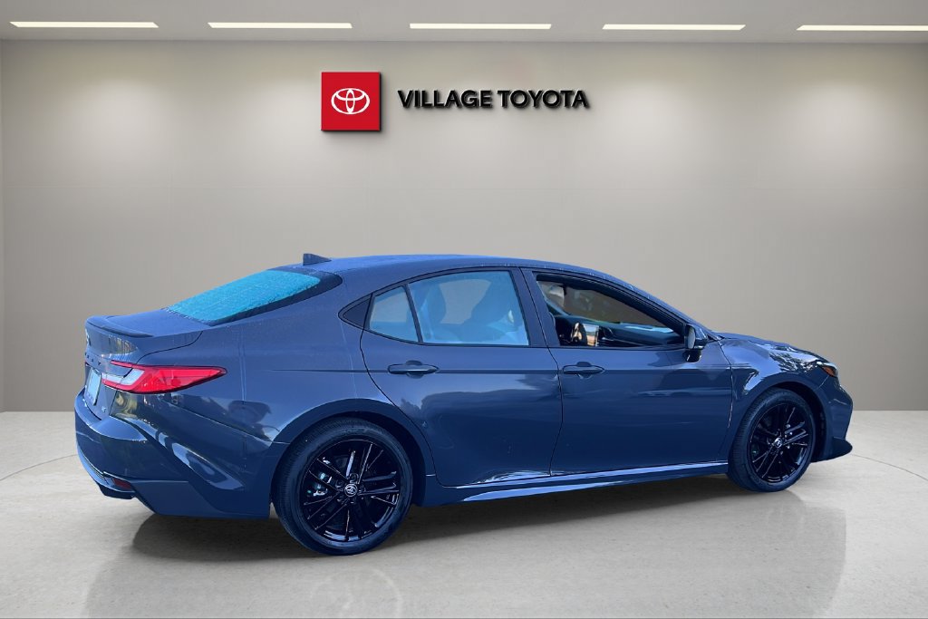 Certified 2026 Toyota Camry SE FWD image 5