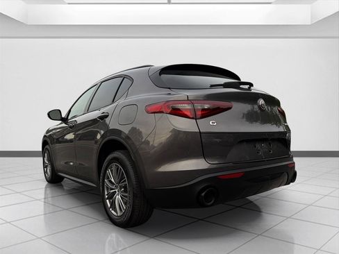 Used 2023 Alfa Romeo Stelvio Sprint AWD/4WD image 4