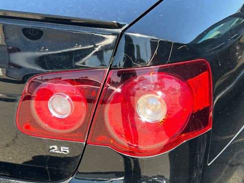 Used 2010 Volkswagen Jetta Limited Edition w/ California Edition Pkg image 18